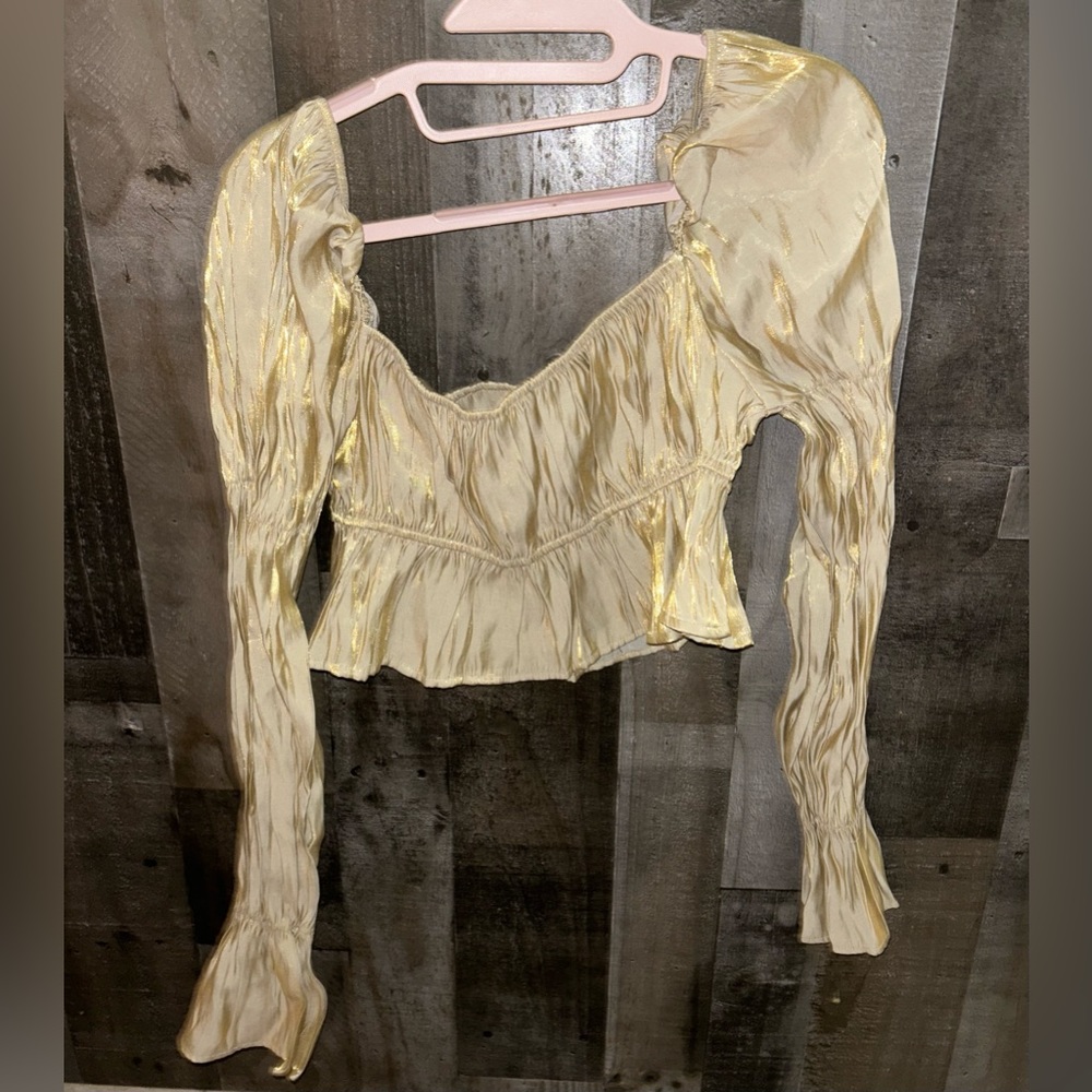 Long sleeve crop top top. - Shein never use it.